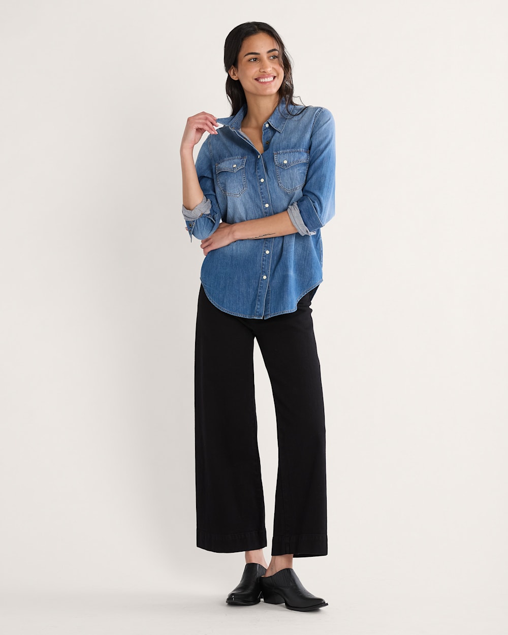 PENDLETON WOMEN'S CHAMBRAY GAMBLER SHIRT