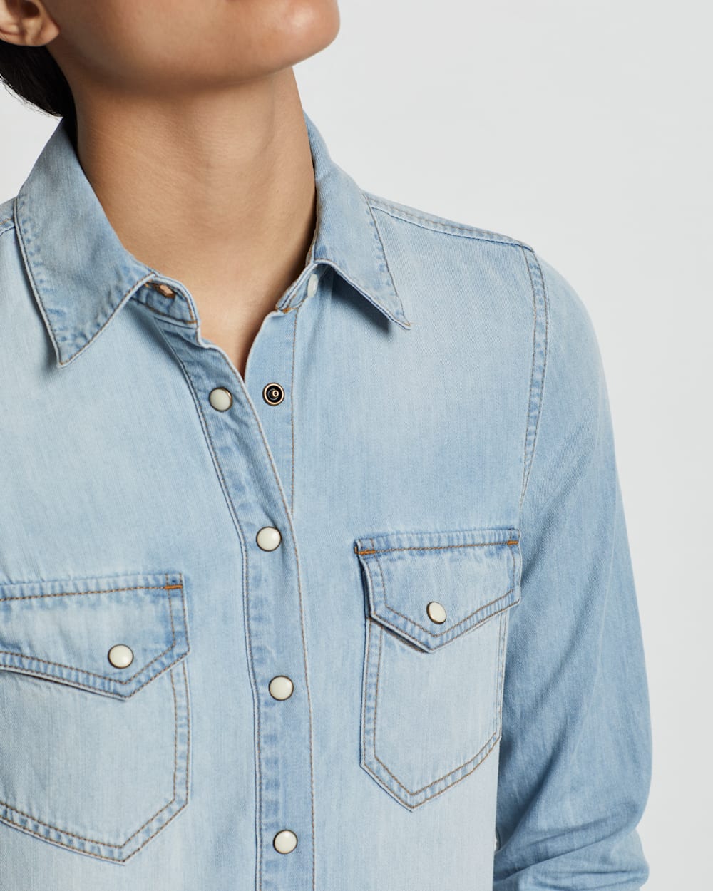 PENDLETON WOMEN'S CHAMBRAY GAMBLER SHIRT