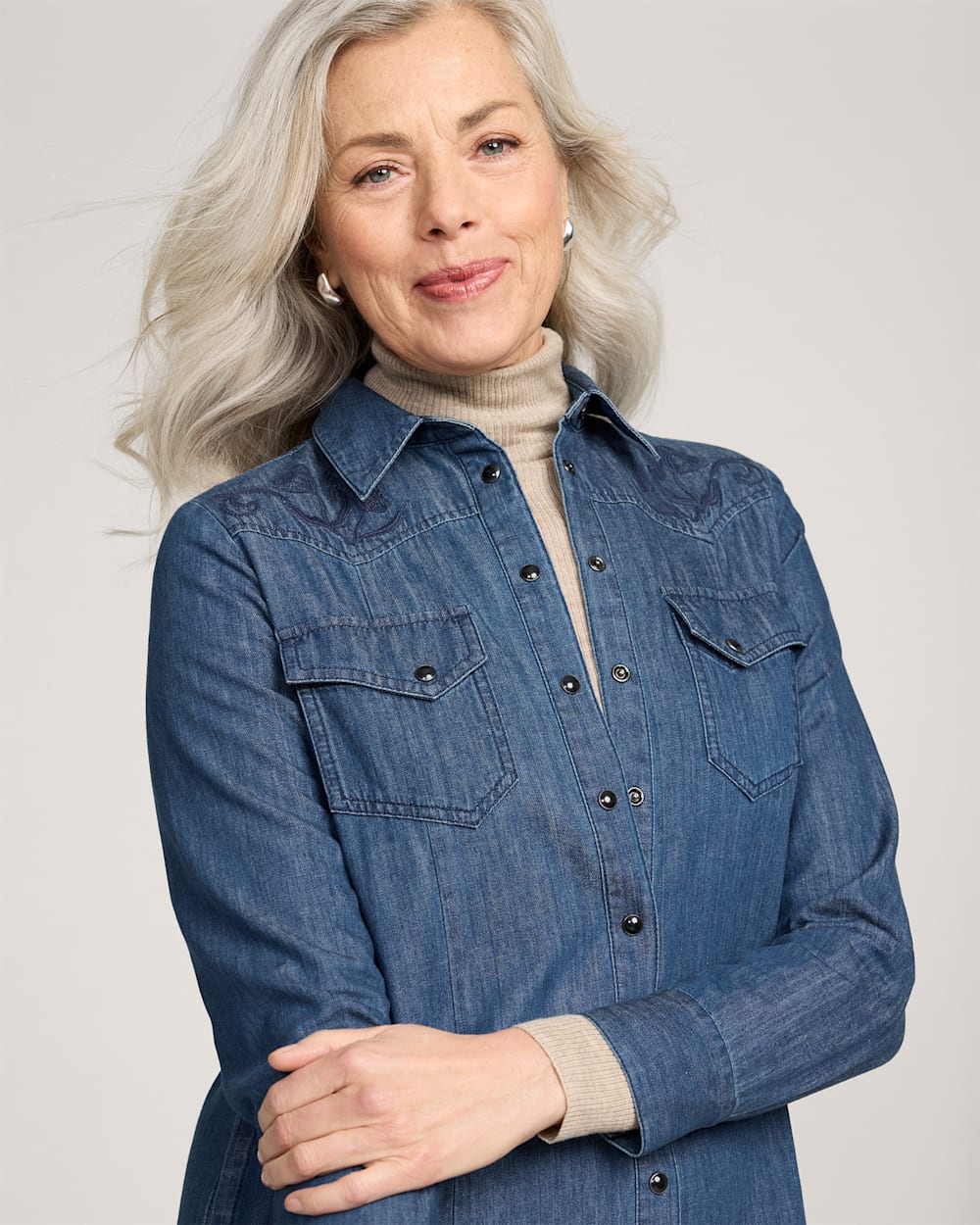 PENDLETON WOMEN'S EMBROIDERED CHAMBRAY GAMBLER SHIRT DRESS