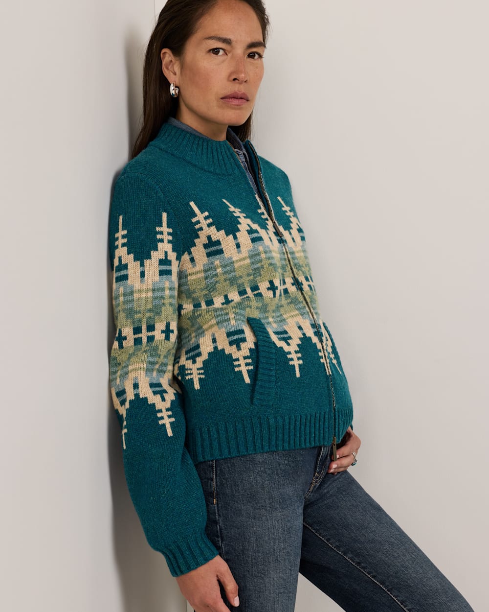 PENDLETON WOMEN'S GRAPHIC SHETLAND COLLECTION ZIP CARDIGAN
