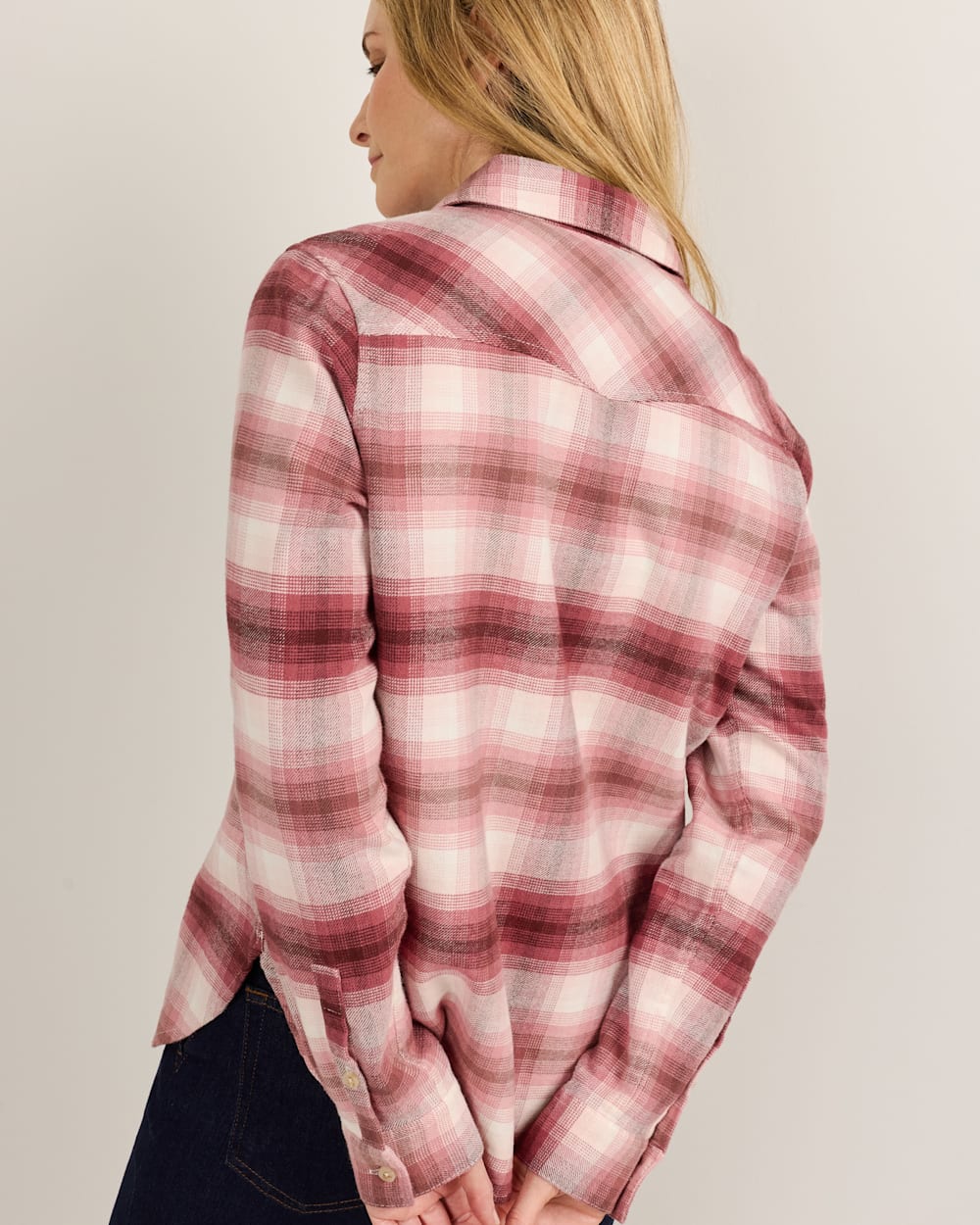 PENDLETON WOMEN'S PLAID PERFECT TWO POCKET FLANNEL SHIRT