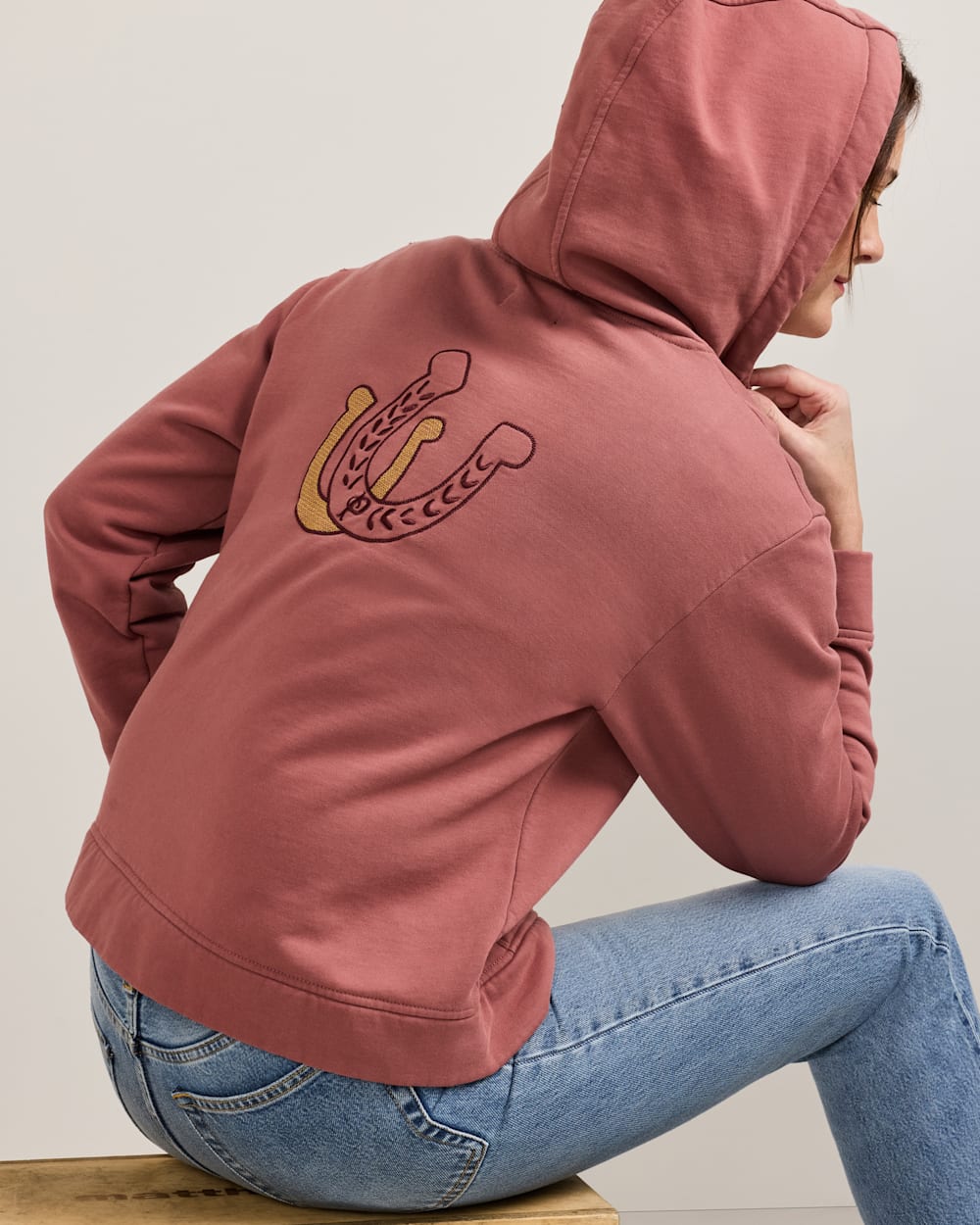 PENDLETON WOMEN'S EMBROIDERED GRAPHIC ZIP HOODIE