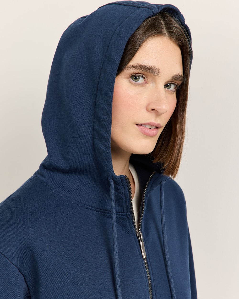 PENDLETON WOMEN'S LOGO GRAPHIC ZIP HOODIE