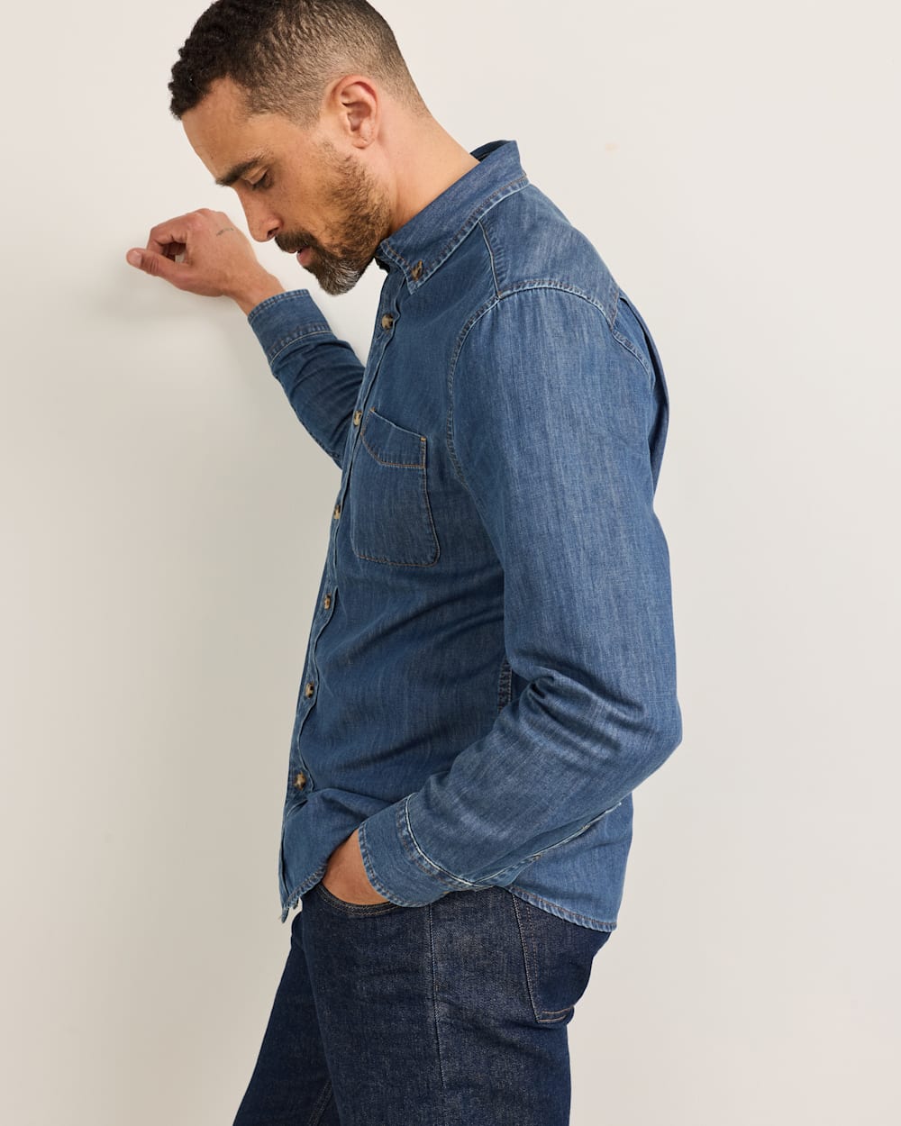 PENDLETON MEN'S RILEY DENIM SHIRT