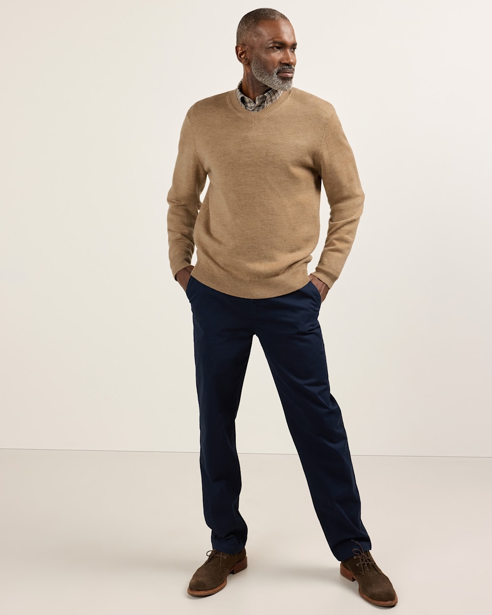 PENDLETON MEN'S MERINO V-NECK SWEATER