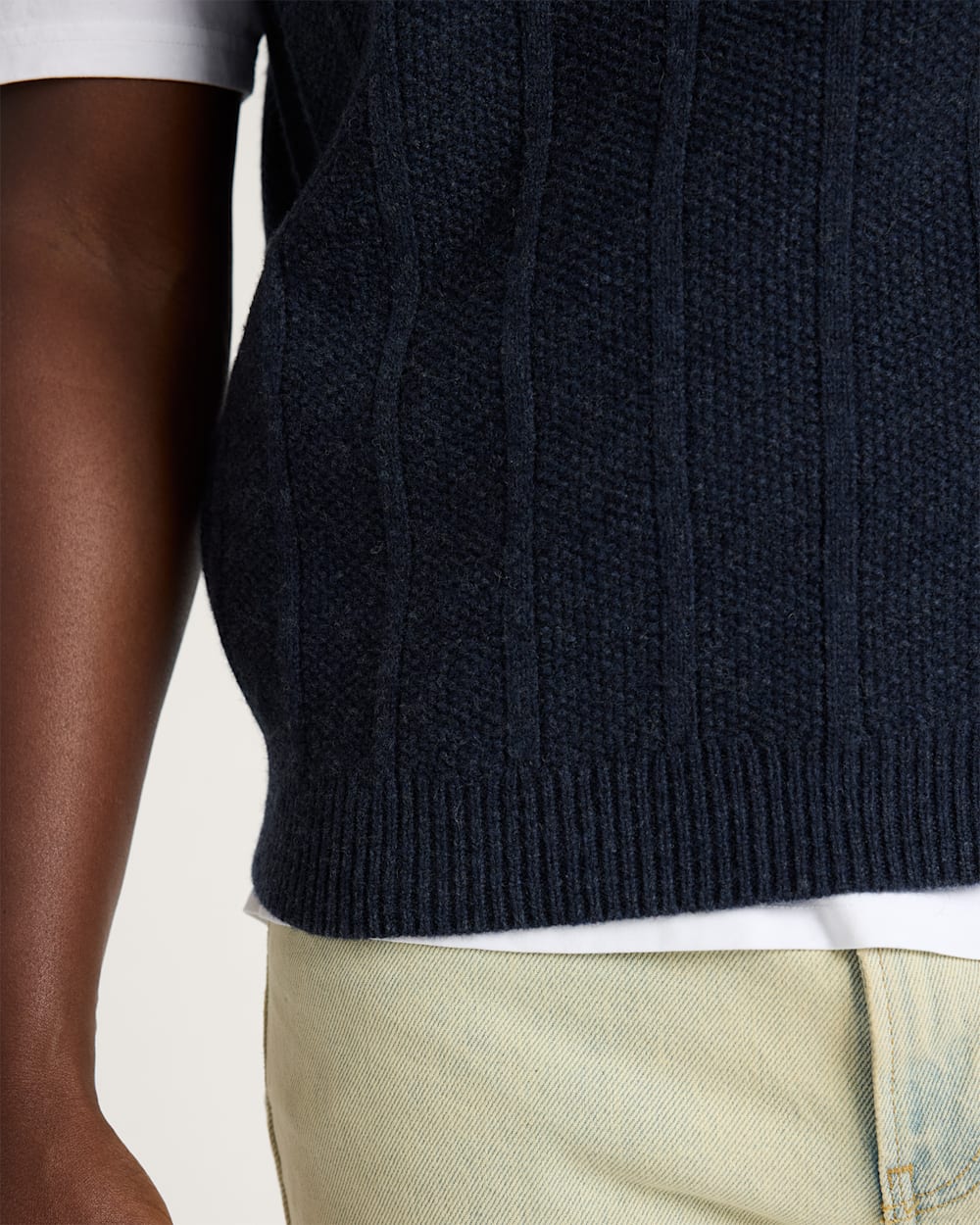 PENDLETON MEN'S MIXED STITCH MERINO SWEATER VEST