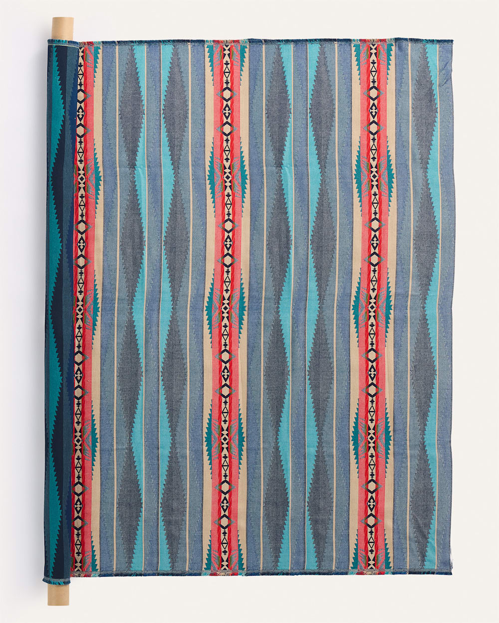 PENDLETON SUNBRELLA X PENDLETON LAHAINA WAVE FABRIC