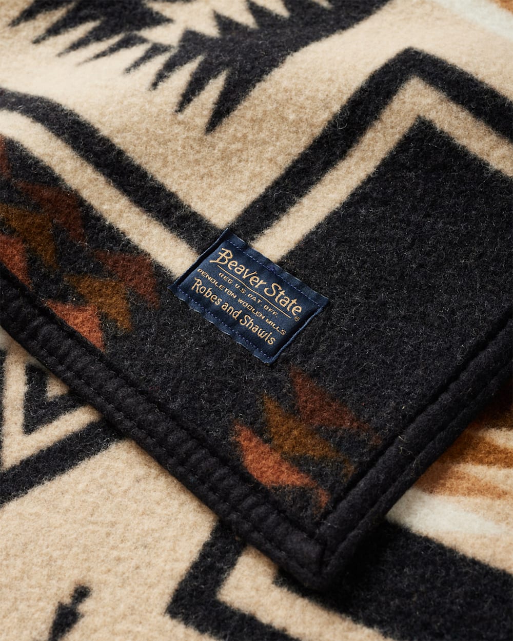 PENDLETON HARDING JACQUARD BLANKET