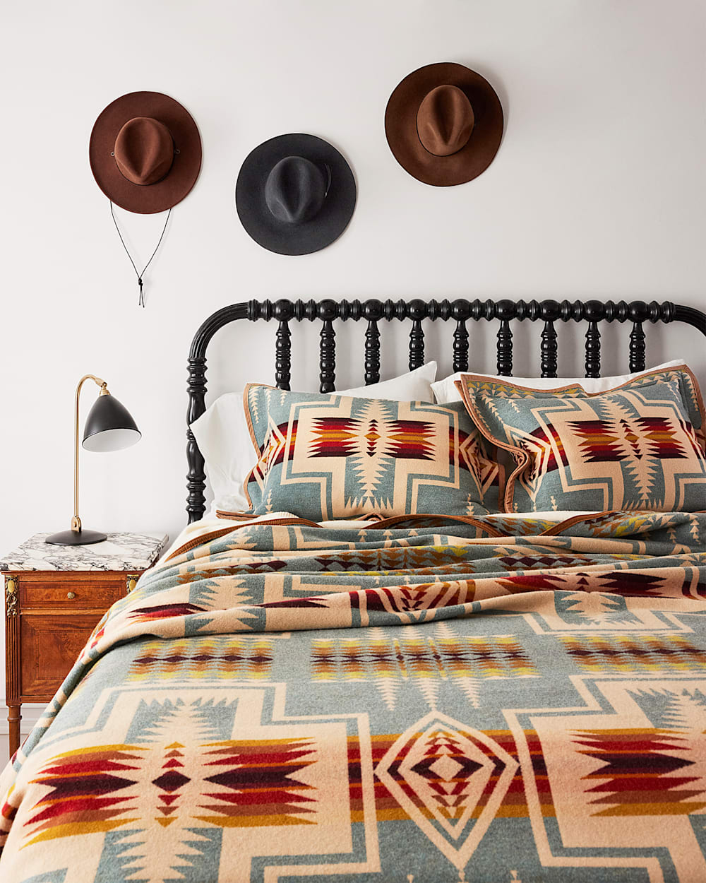 PENDLETON HARDING JACQUARD BLANKET