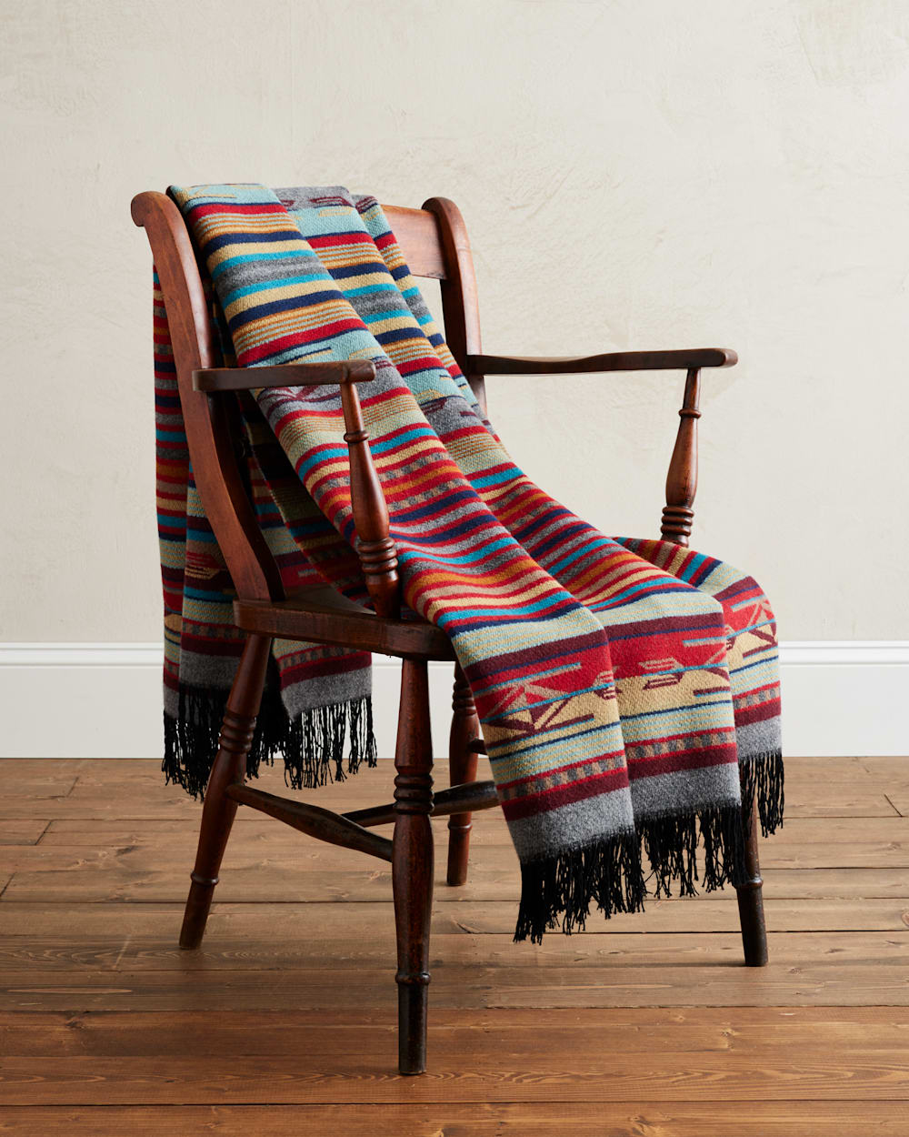 PENDLETON CHIMAYO THROW