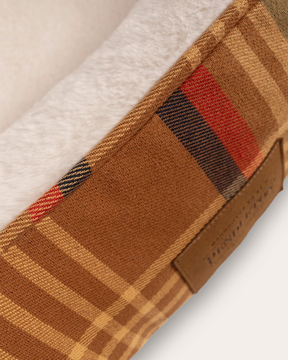 PENDLETON DESERT PLAID PET BED - KUDDLER