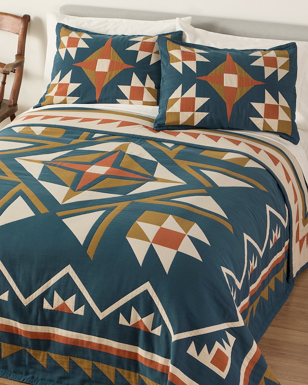 PENDLETON QUILTED STAR COTTON MATELASSE COVERLET