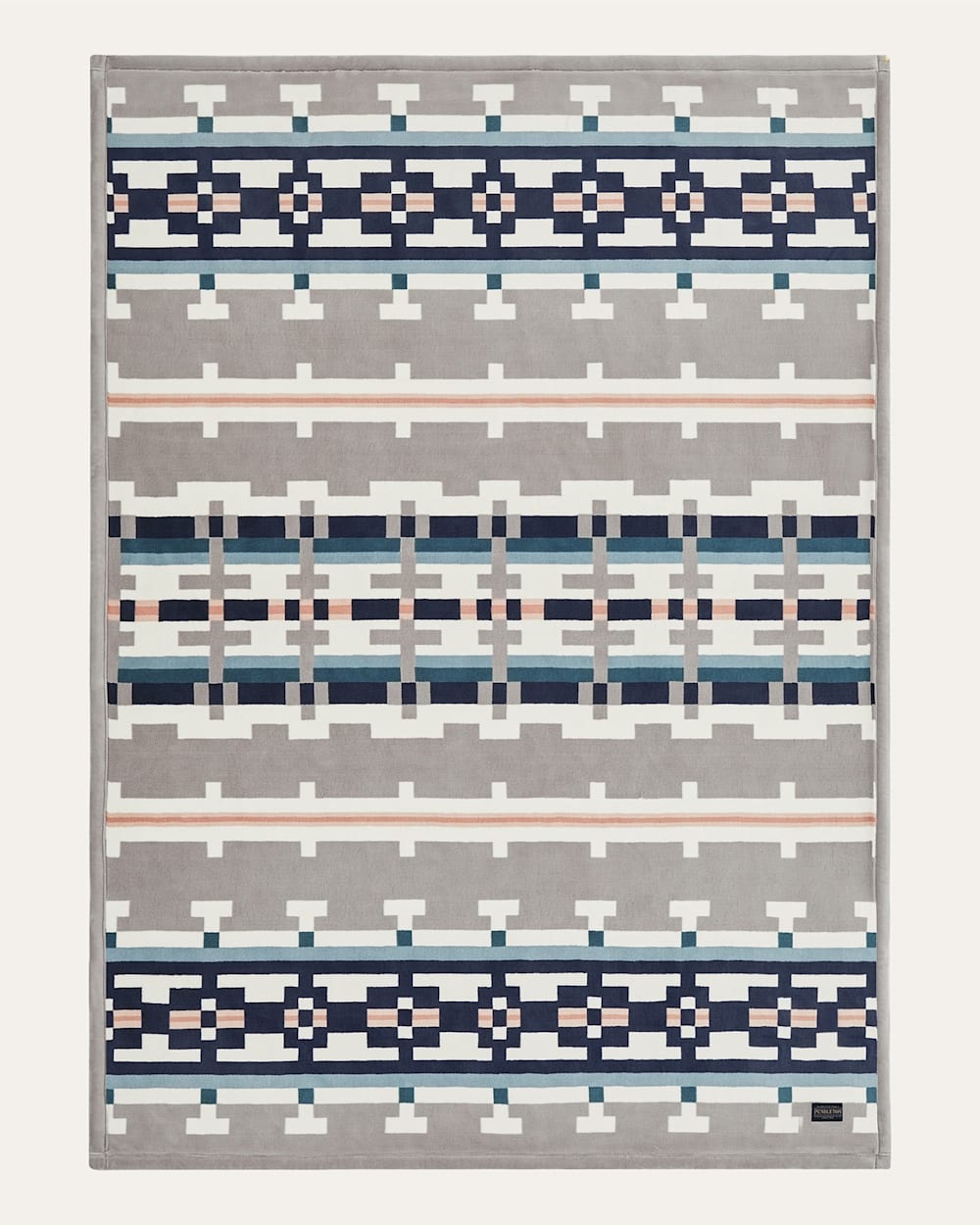 PENDLETON PLUSH REVERSIBLE THROW