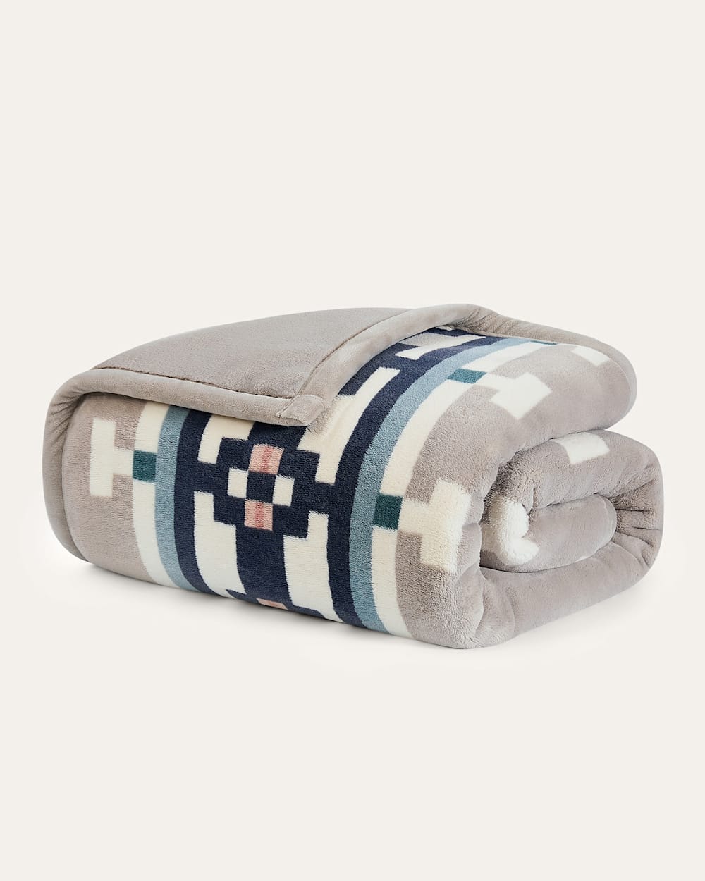 PENDLETON PLUSH REVERSIBLE THROW