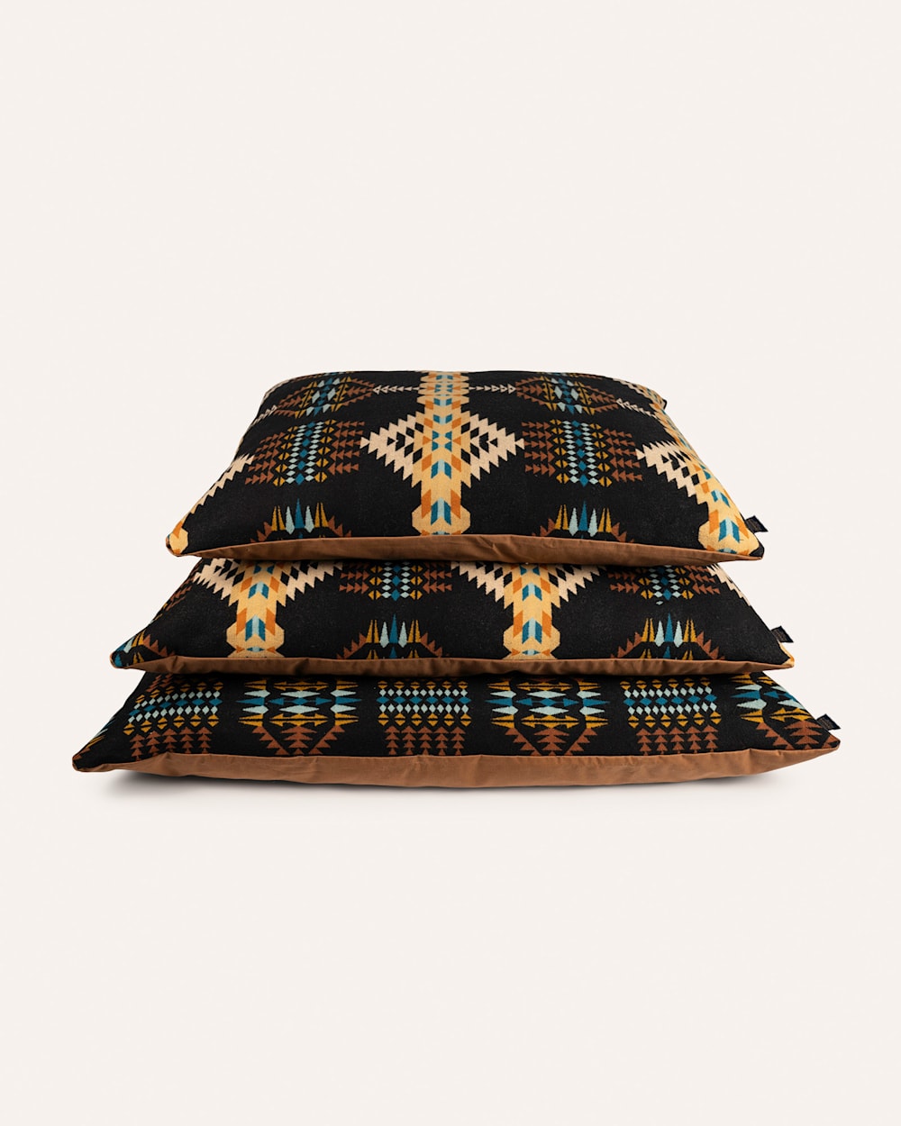 PENDLETON RANCHO ARROYO WOOL PET BED