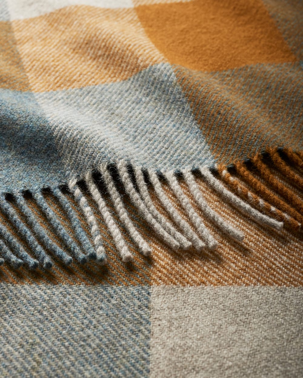 PENDLETON ECO-WISE WOOL FRINGED THROW