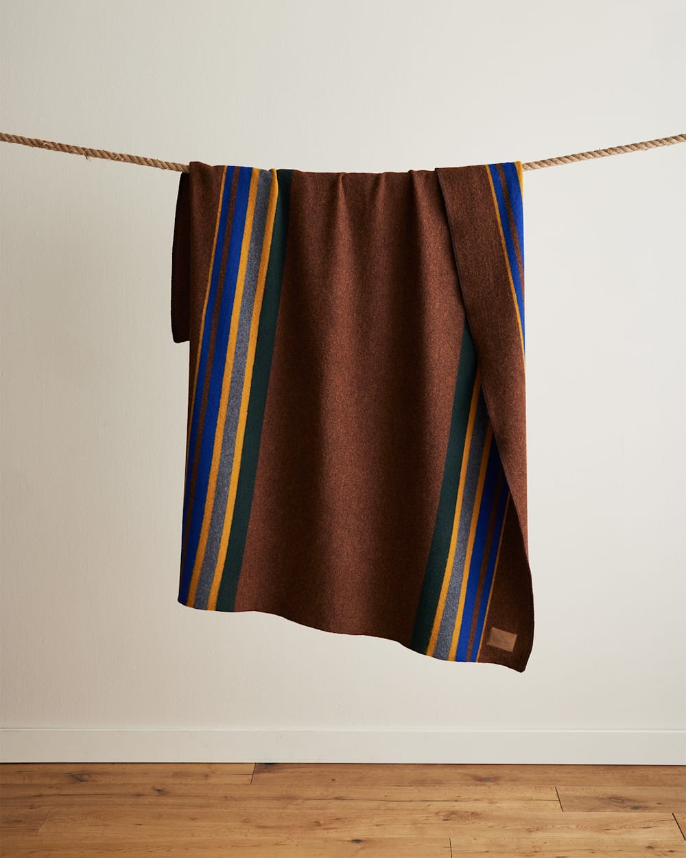 PENDLETON YAKIMA CAMP THROW