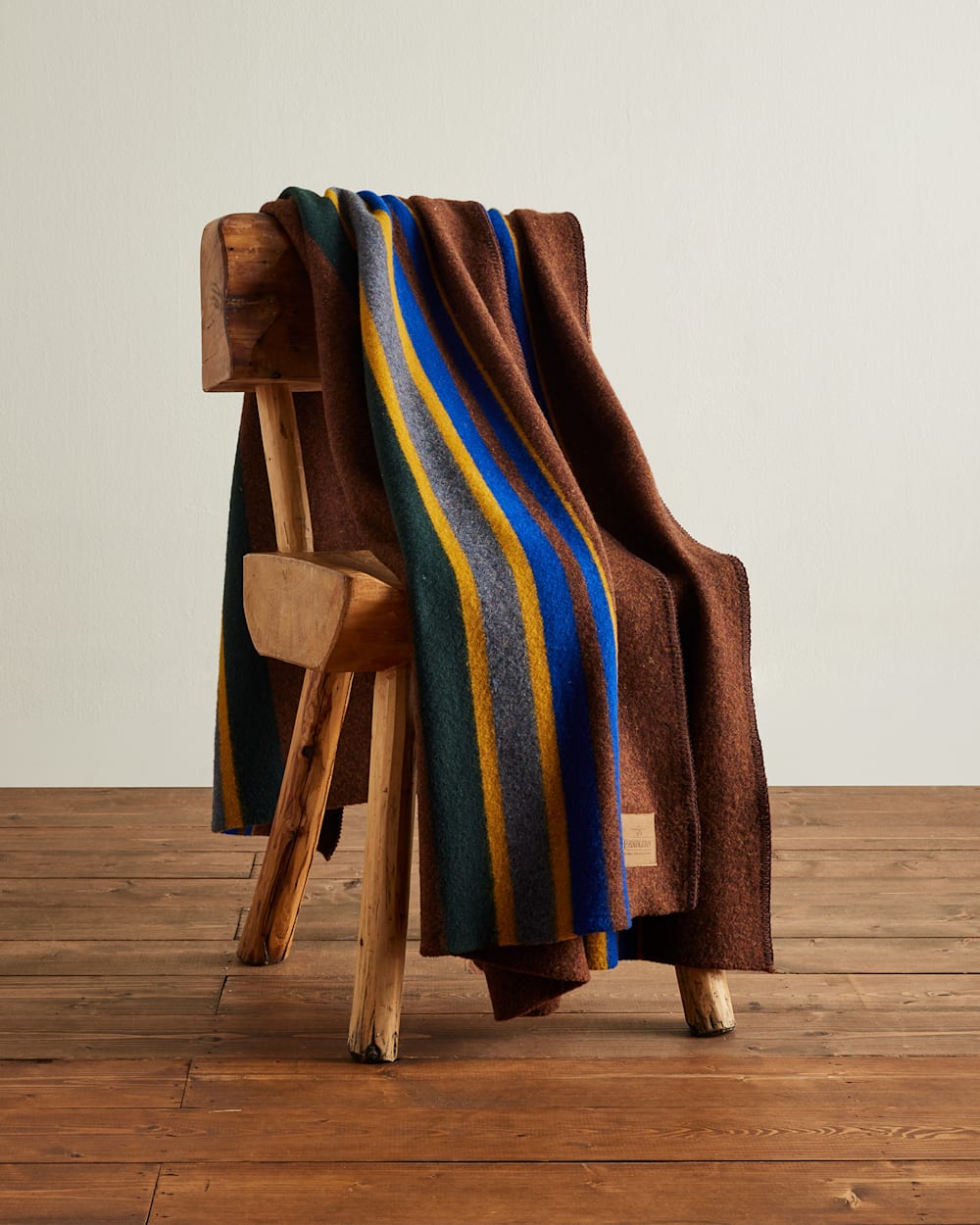 PENDLETON YAKIMA CAMP THROW