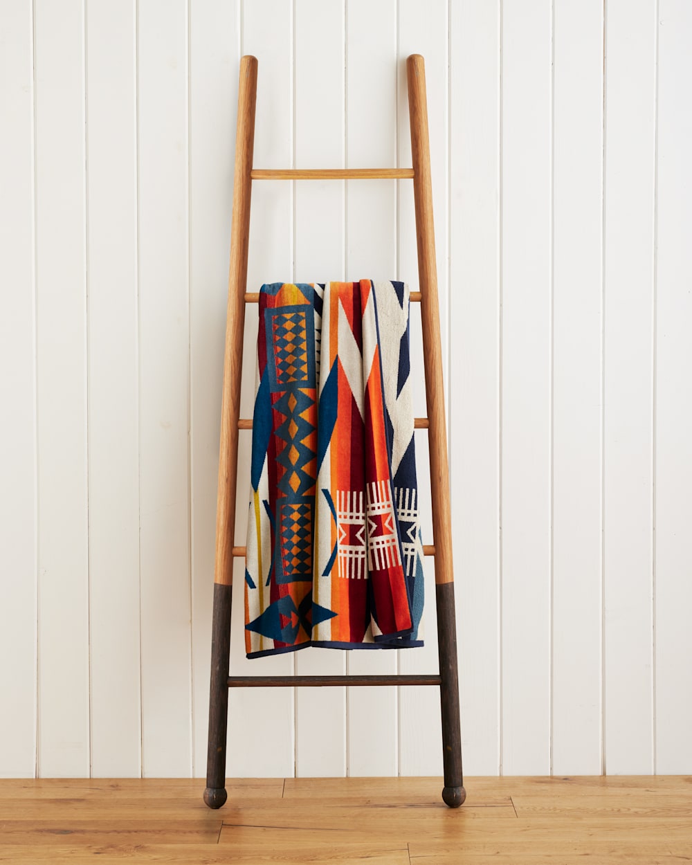PENDLETON FIRE LEGEND TOWEL FOR TWO
