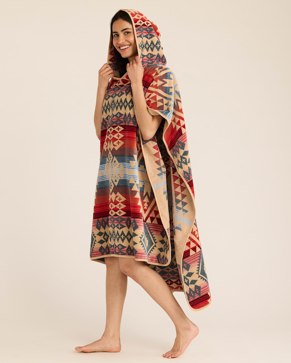 PENDLETON CANYONLANDS ADULT HOODED TOWEL