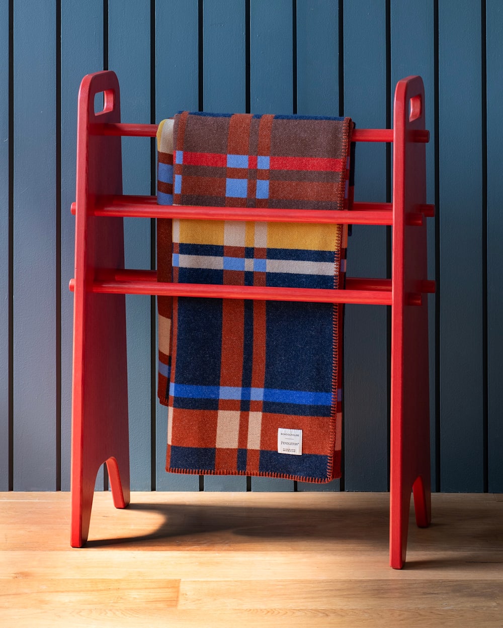 PENDLETON SCHOOLHOUSE X PENDLETON ABINGTON HALL THROW