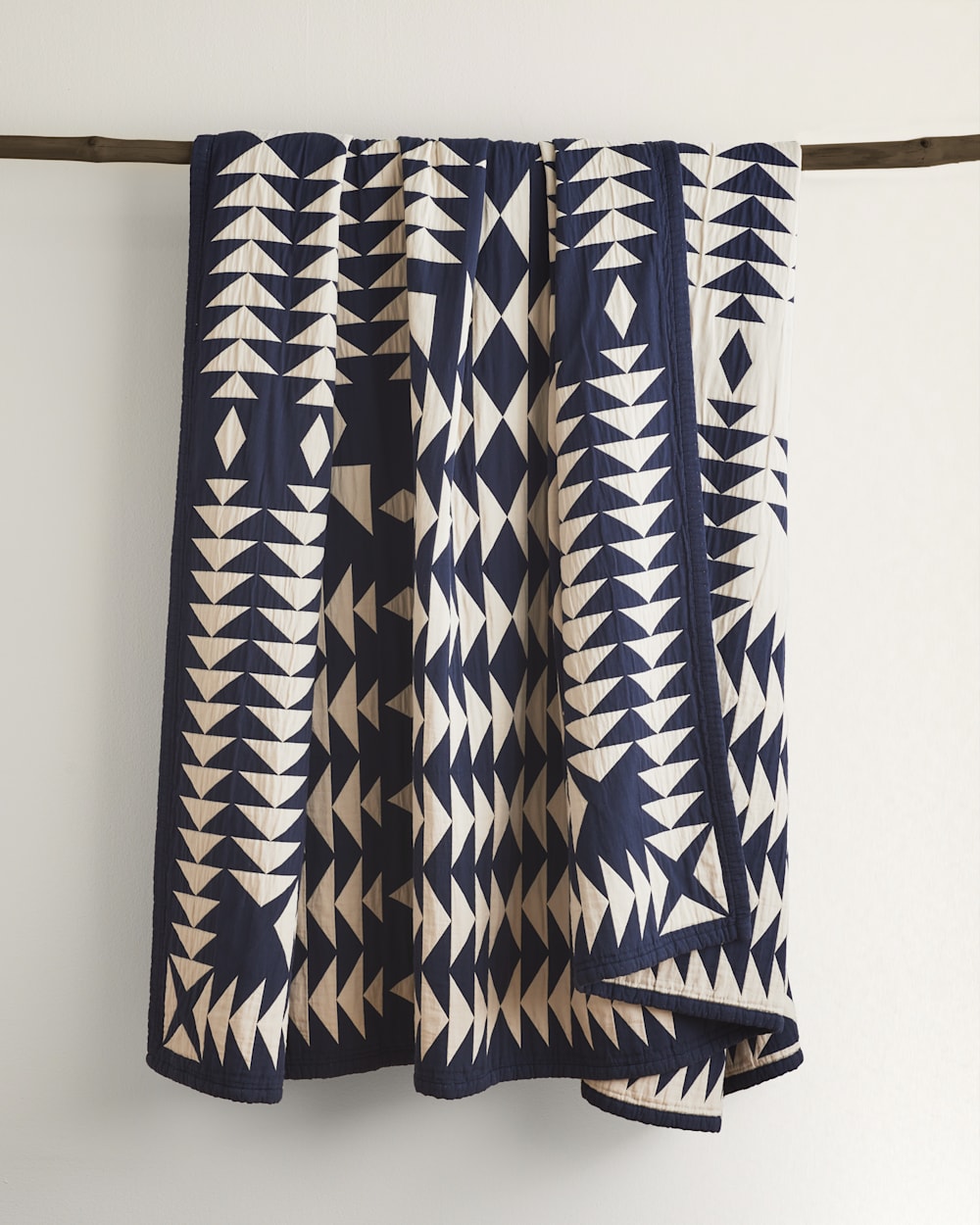 PENDLETON MIDNIGHT NOVA COTTON MATELASSE COVERLET