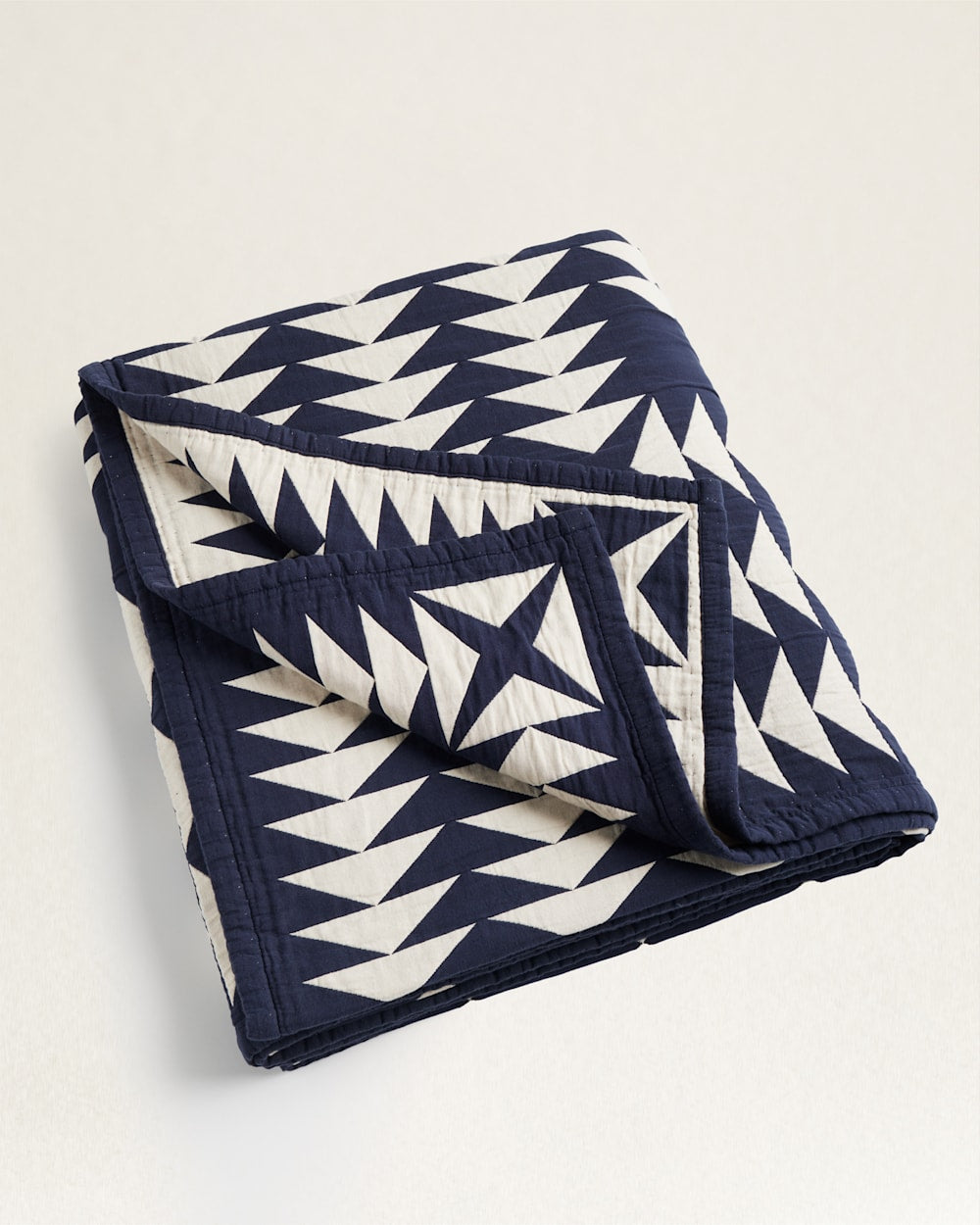 PENDLETON MIDNIGHT NOVA COTTON MATELASSE COVERLET