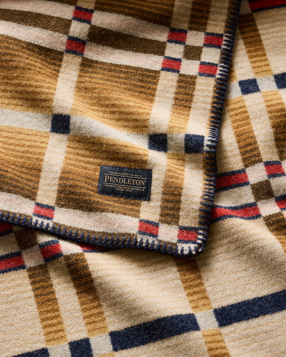PENDLETON FOUR SQUARE THROW