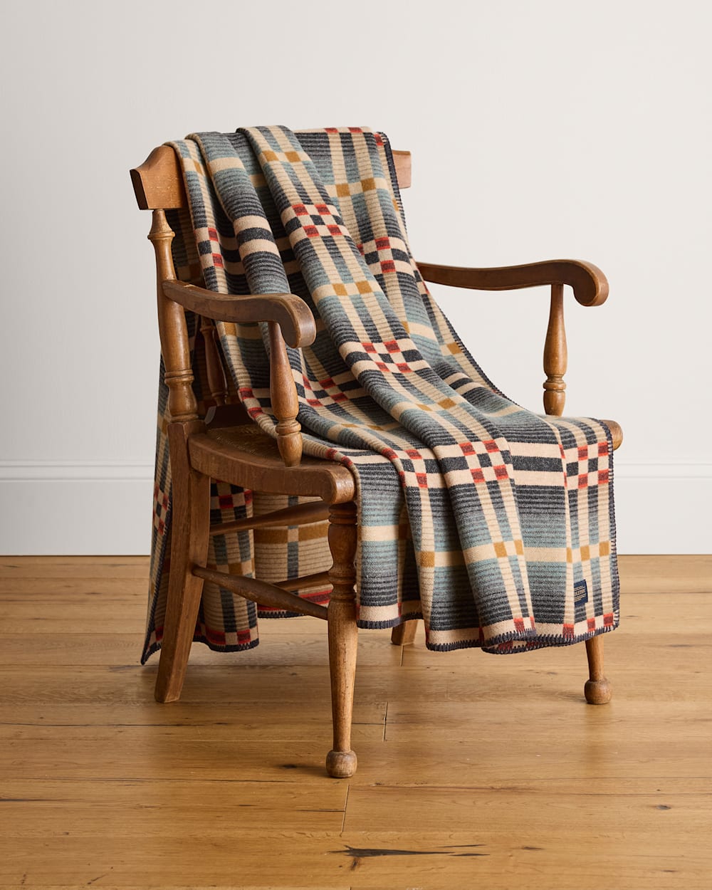 PENDLETON FOUR SQUARE THROW