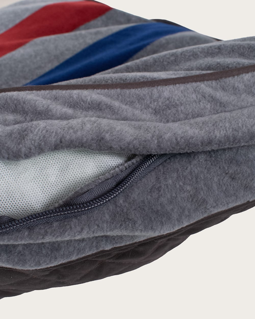 PENDLETON CABIN STRIPE PET BED - NAPPER