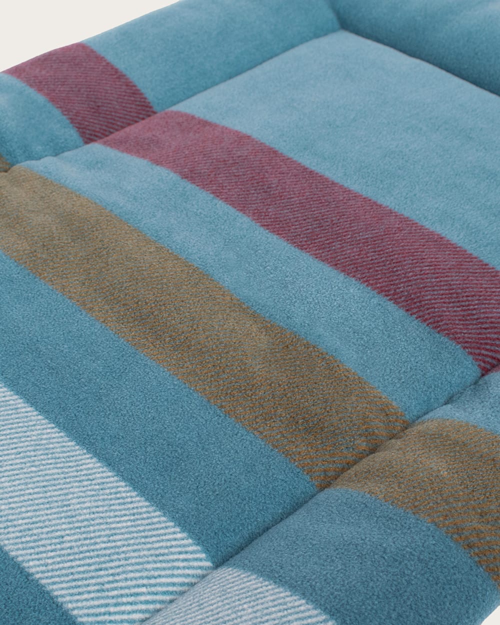 PENDLETON CABIN STRIPE PET BED - COMFORT CUSHION