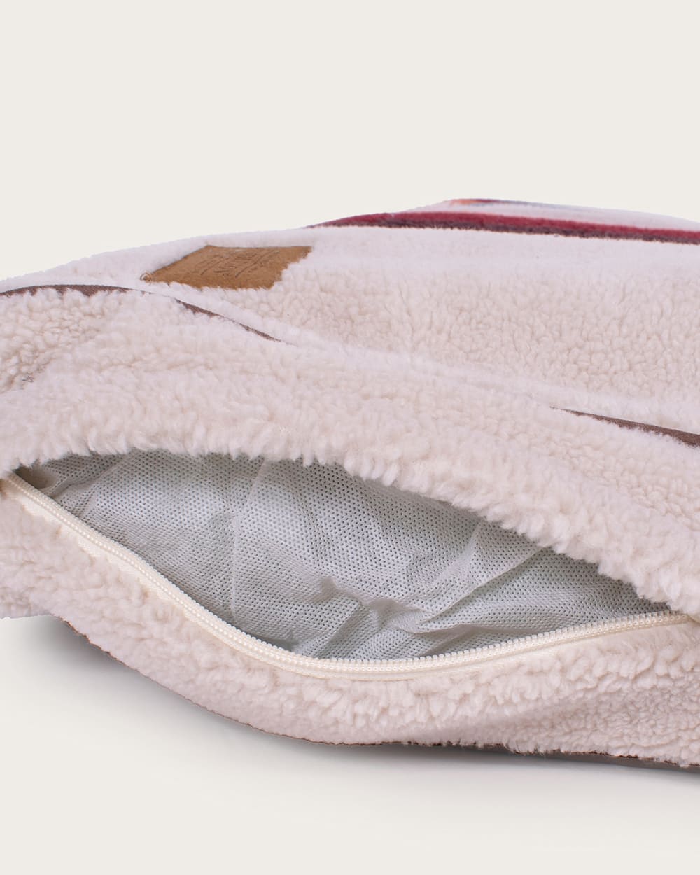 PENDLETON SERAPE PET BED - NAPPER